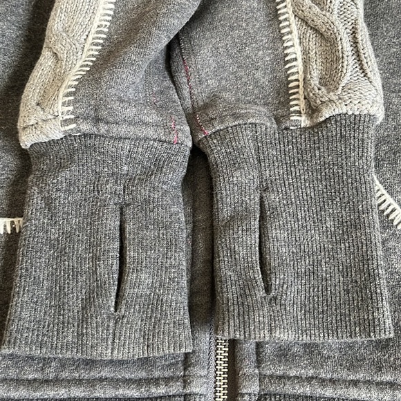 Lululemon Limited Edition Cable Knit Scuba Hoodie - Picture 10 of 15